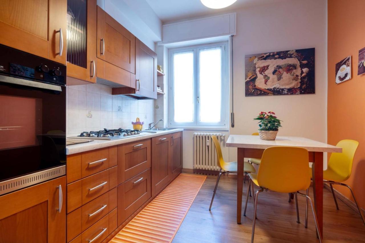 Апартаменты Casa Martina- Airport Free Shuttle-H24 Бергамо Экстерьер фото